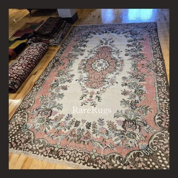 hali1b One of a kind vintage Turkish rug Isparta 10x6 handmade wool soft pink neutral floral design