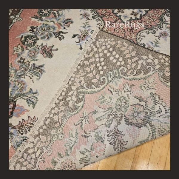 hali1d One of a kind vintage Turkish rug Isparta 10x6 handmade wool soft pink neutral floral design