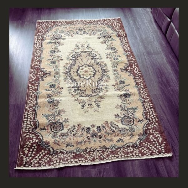 hali39e Vintage Turkish rug Isparta 10x7 handmade wool red floral design