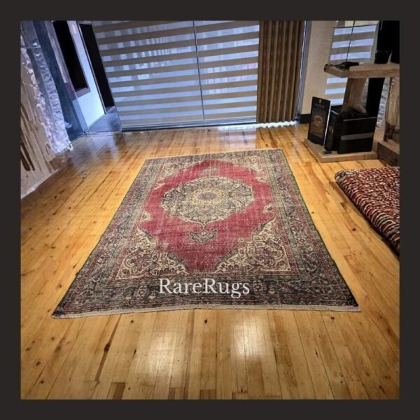 hali3c One of a kind vintage Turkish rug Isparta 9x6.6 handmade wool red medallion traditional design