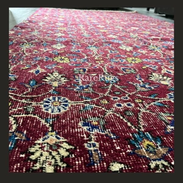 hali8d Vintage Turkish runner Isparta 9x5 faded red floral pattern