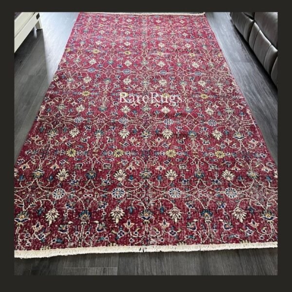 hali8e Vintage Turkish runner Isparta 9x5 faded red floral pattern