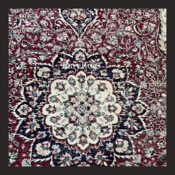 haliGg One of a kind vintage Turkish rug Isparta 9x6 handmade wool red medallion floral design