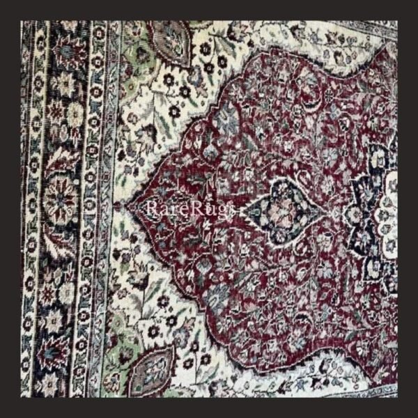 haliGh One of a kind vintage Turkish rug Isparta 9x6 handmade wool red medallion floral design